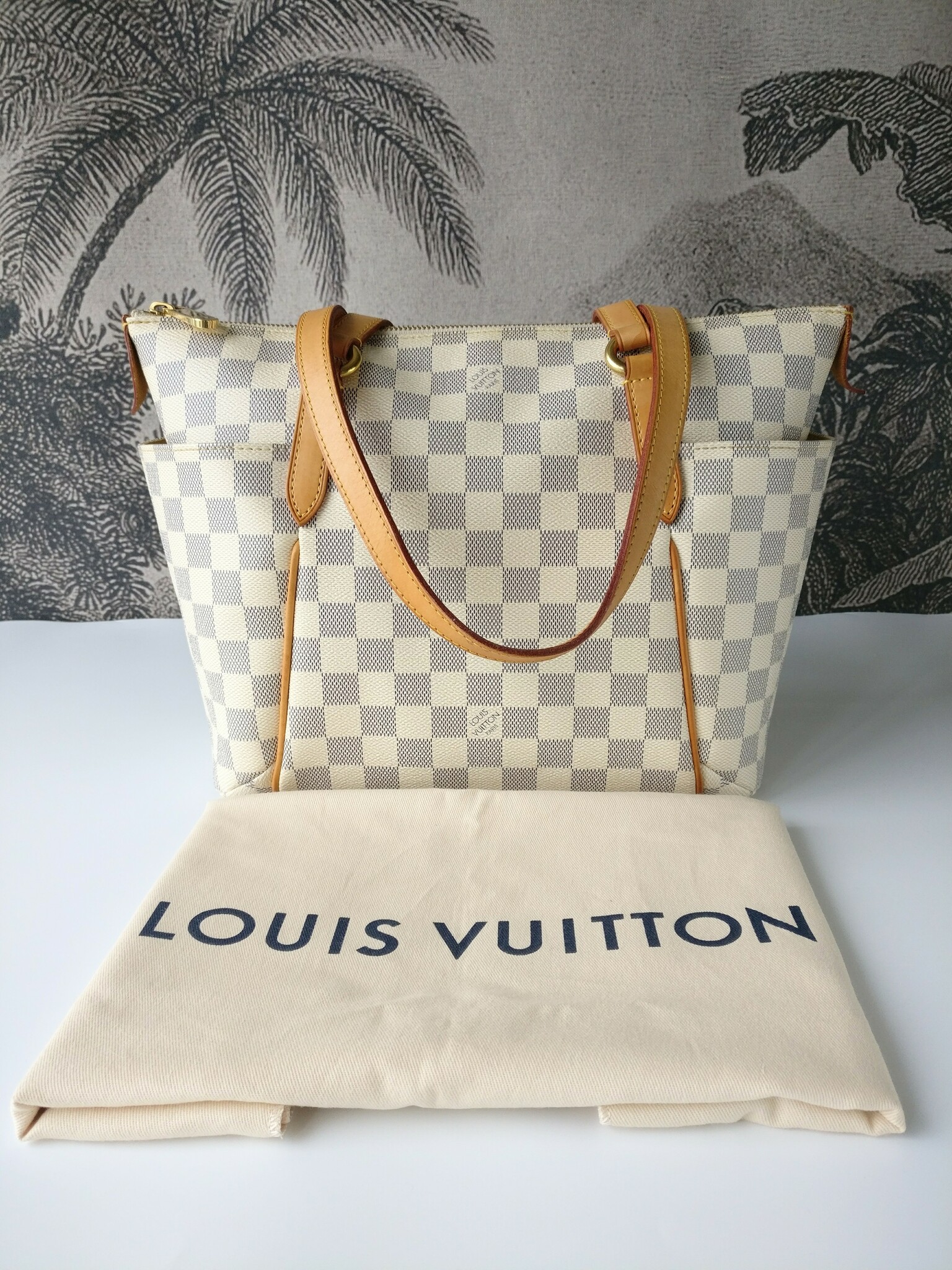 Louis Vuitton Totally PM