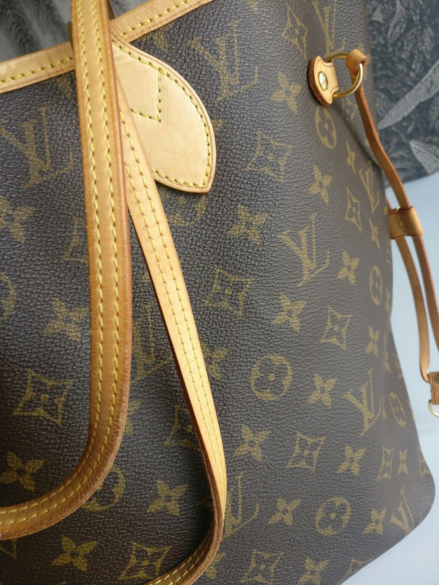 Lightly Used Louis Vuitton NEVERFULL MM for Sale in Ontario, CA - OfferUp