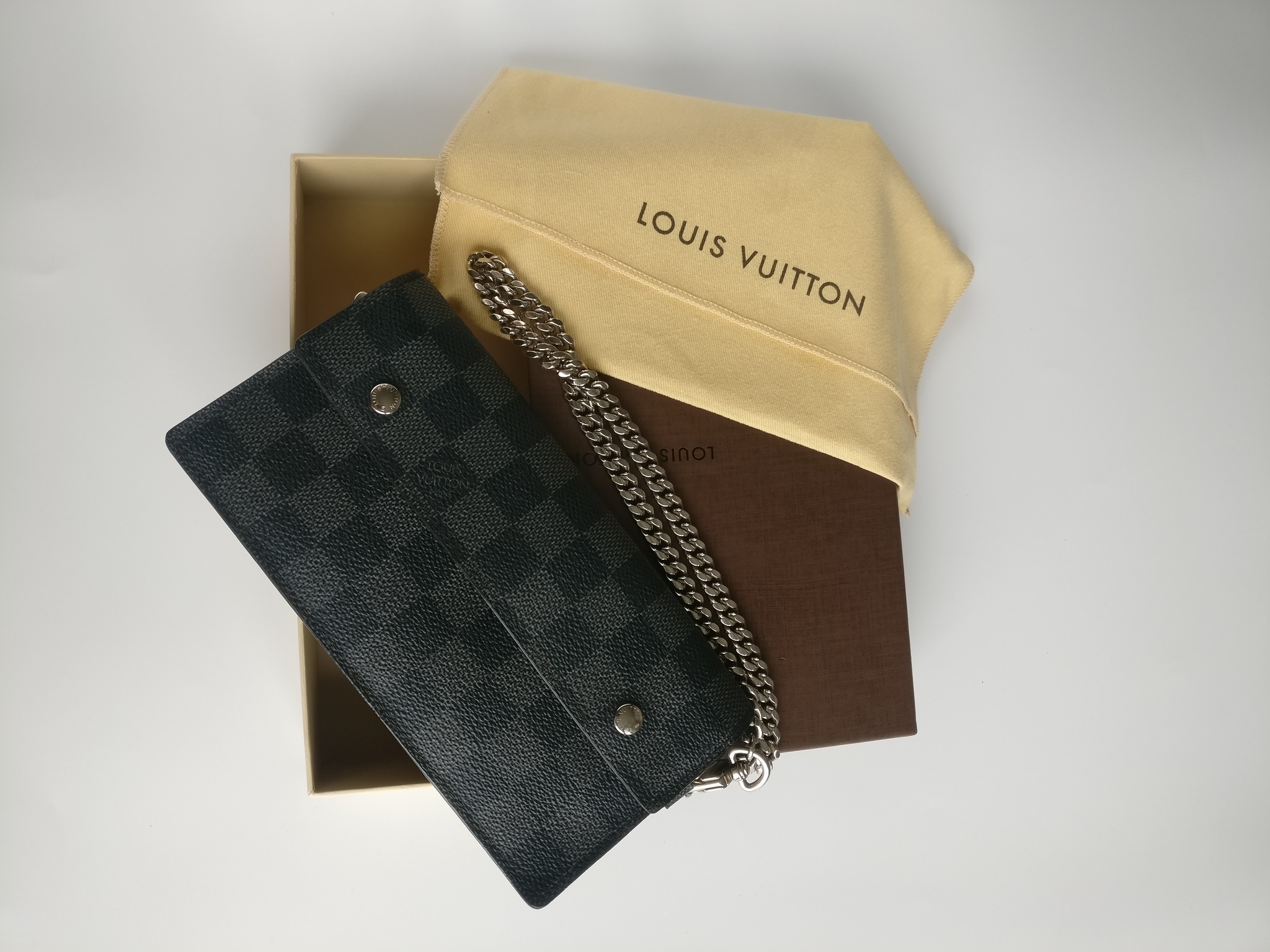 Louis Vuitton Portefeuille Accordion Wallet