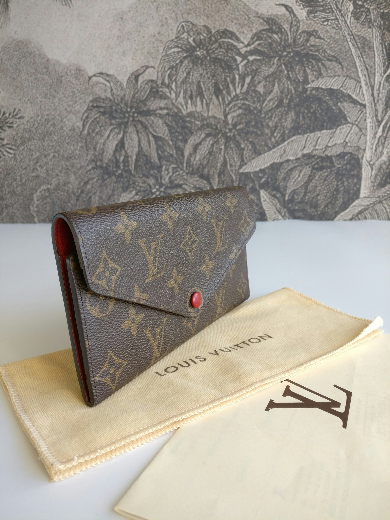 Louis Vuitton Josephine Wallet Rouge