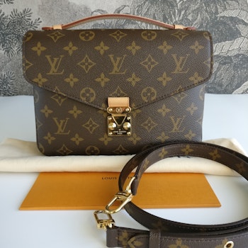 Louis Vuitton Pochette Metis