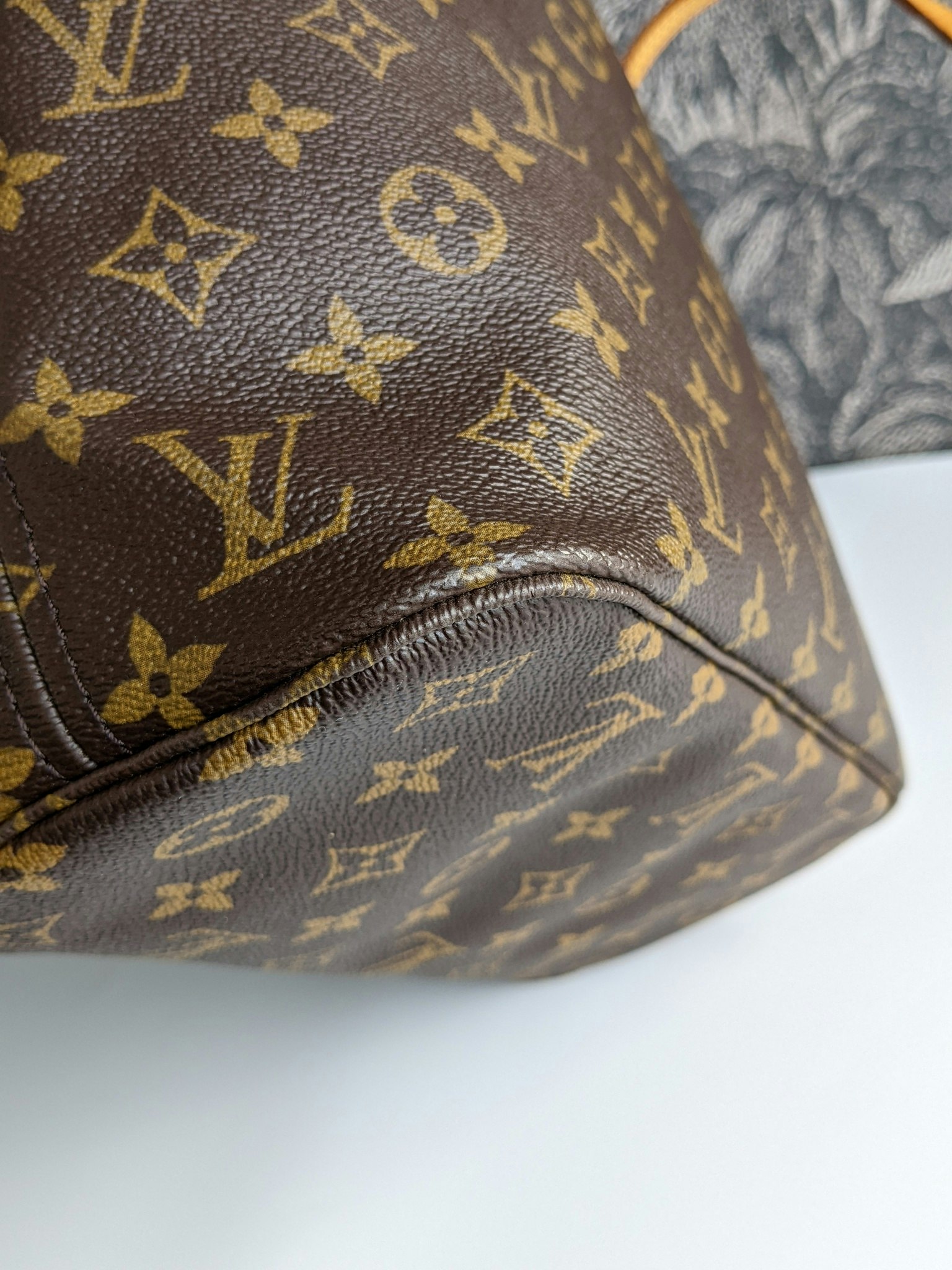 Louis Vuitton Neverfull PM