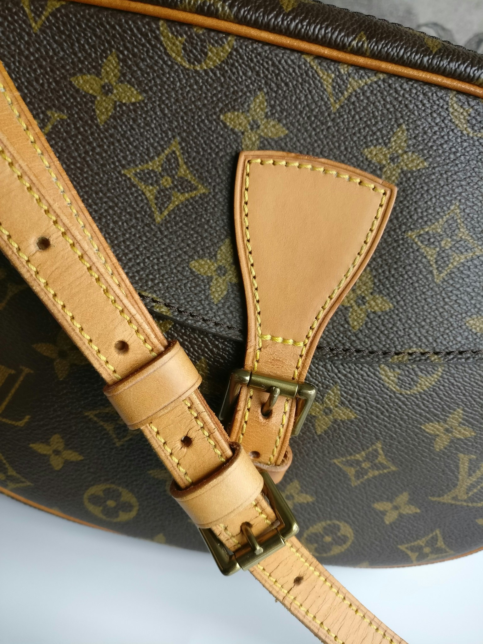 Louis Vuitton Jeune Fille MM