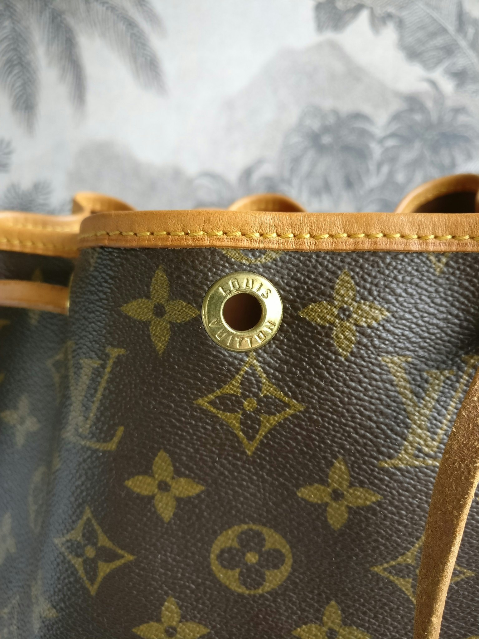 Louis Vuitton Petit Noé