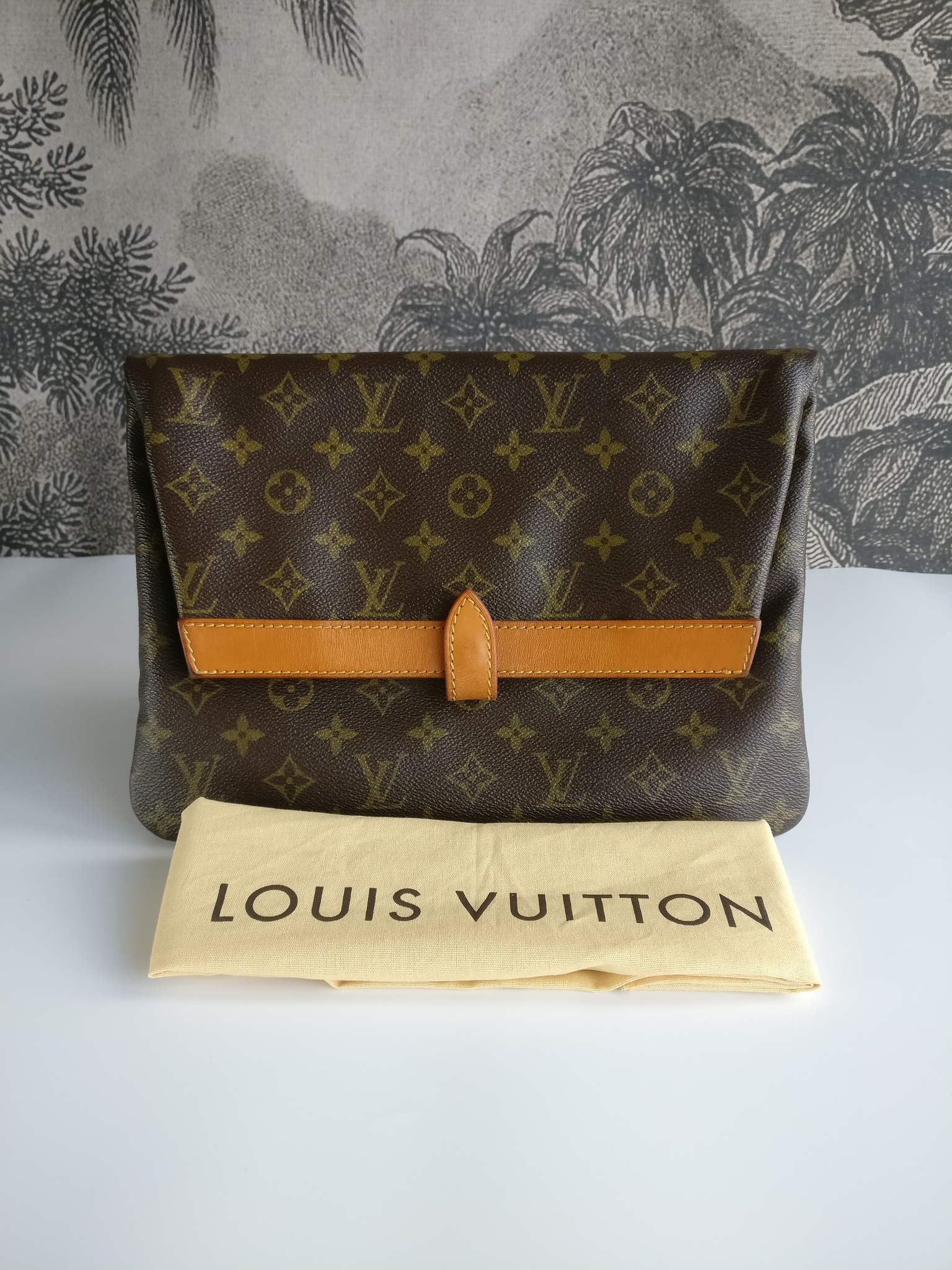 Louis Vuitton Pochette Pliante