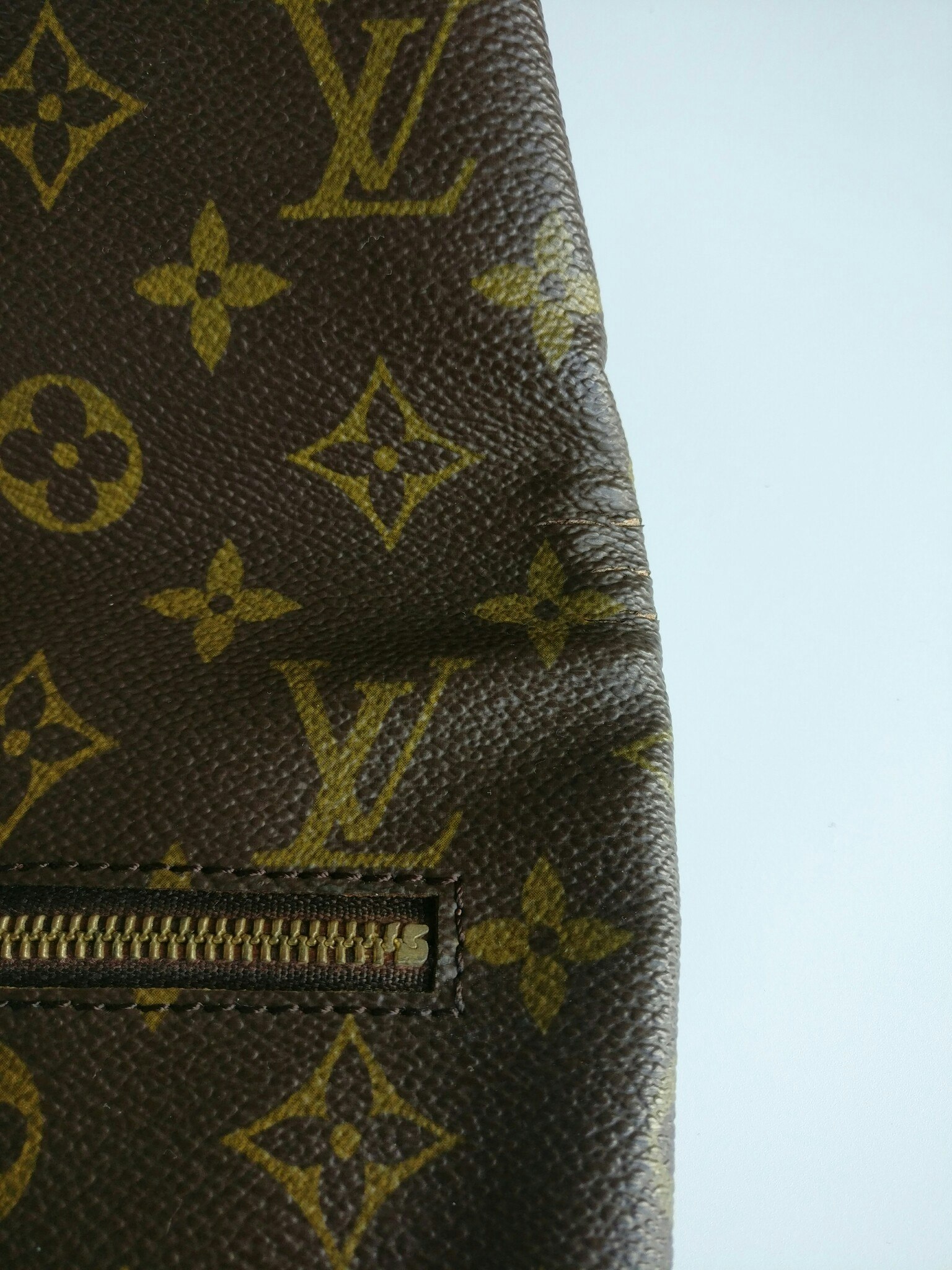 Louis Vuitton Pochette Pliante