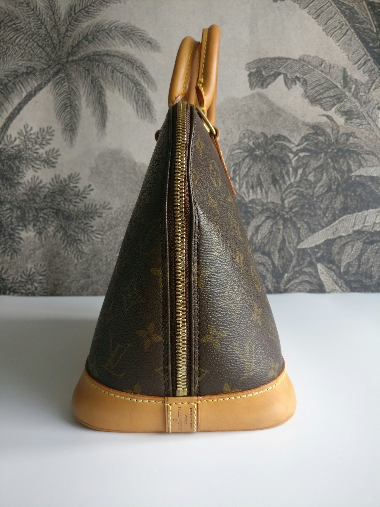 Louis Vuitton Alma PM