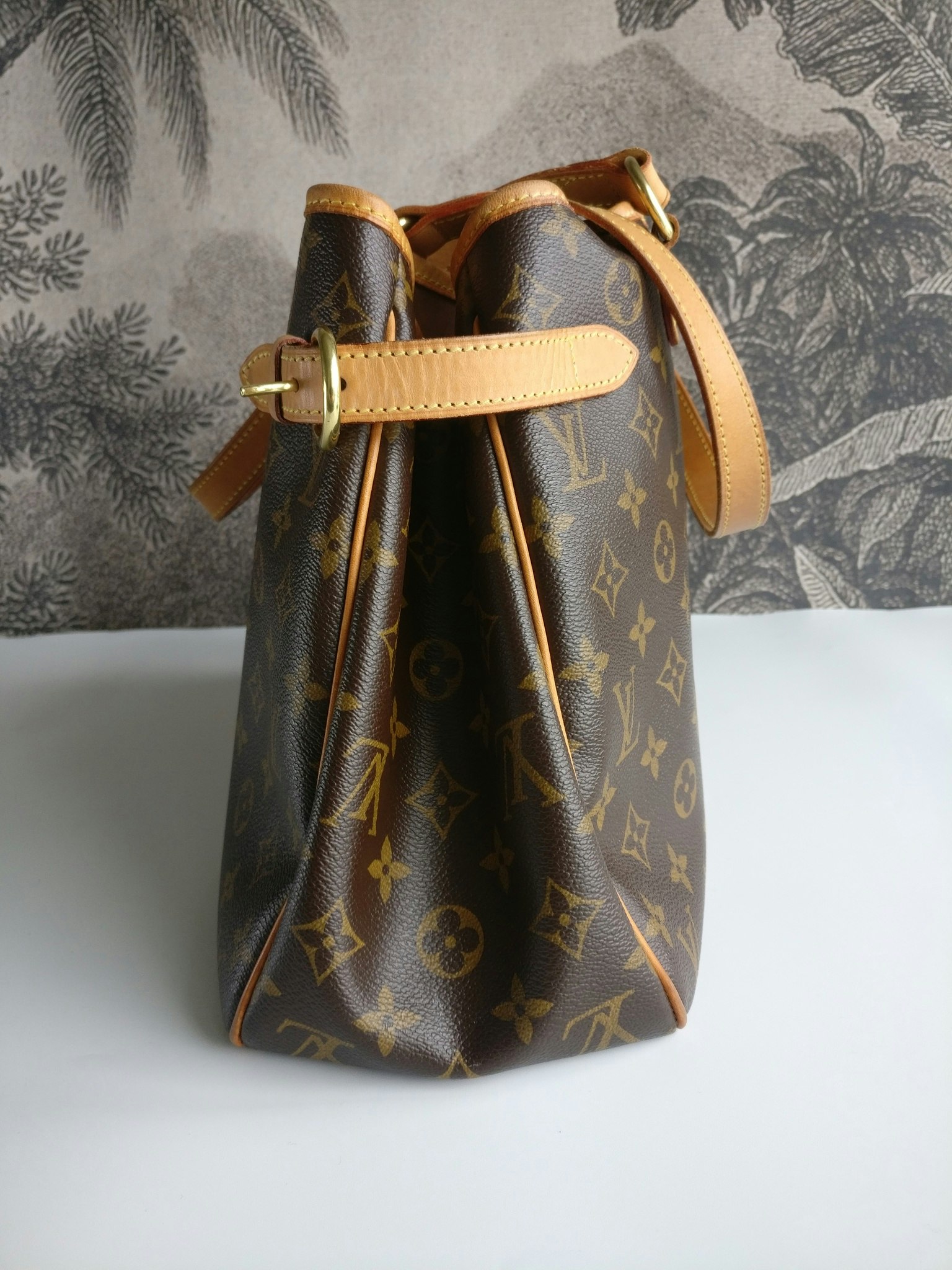Louis Vuitton Batignolles Horizontal Beige Cloth ref.676478 - Joli Closet