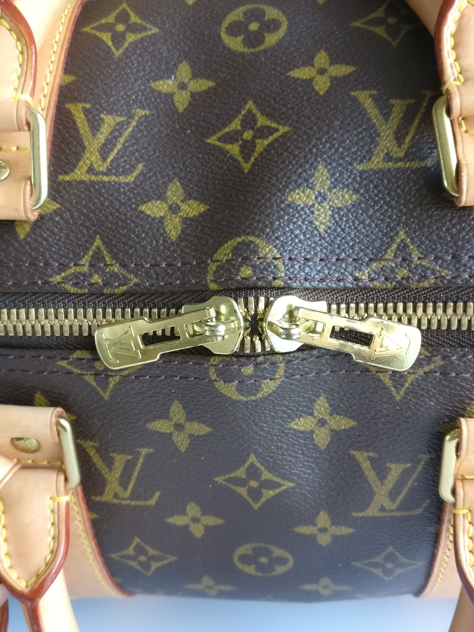 Louis Vuitton Keepall 50 Bandouliere