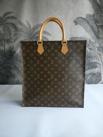 Louis Vuitton Sac Plat
