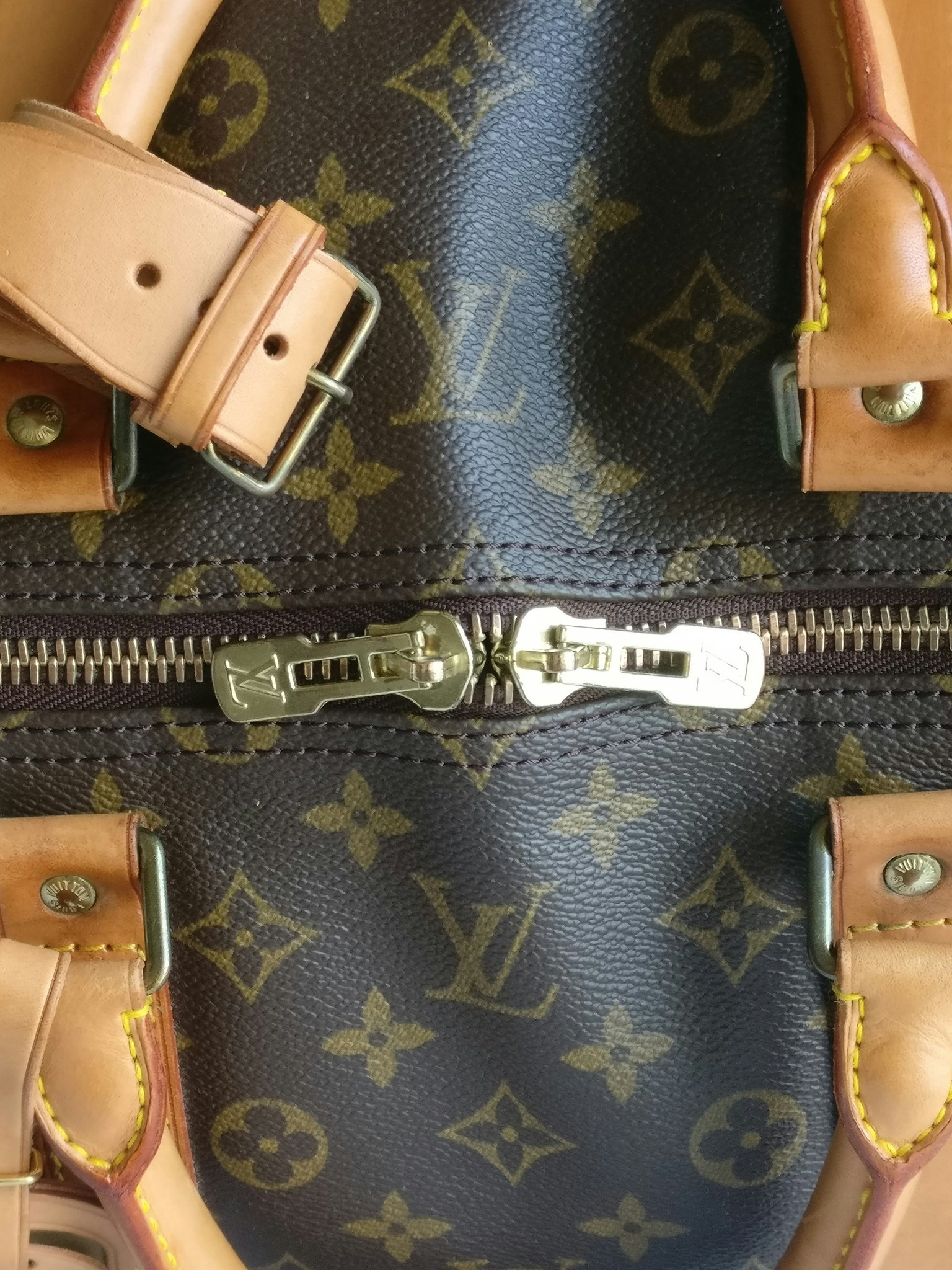 Louis Vuitton Keepall bandouliere 55