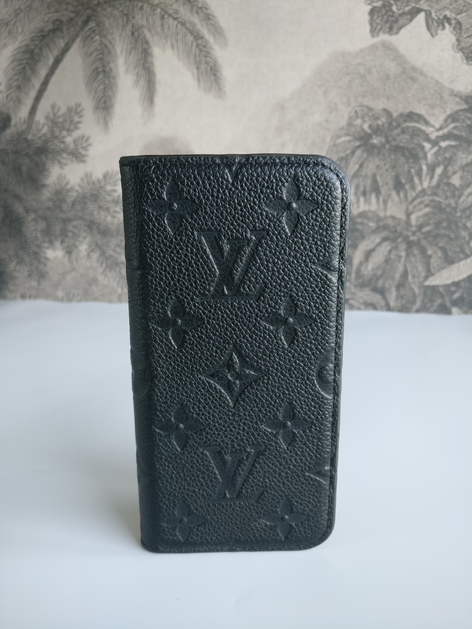 Louis Vuitton Black Grey iPhone 8 Case – javacases