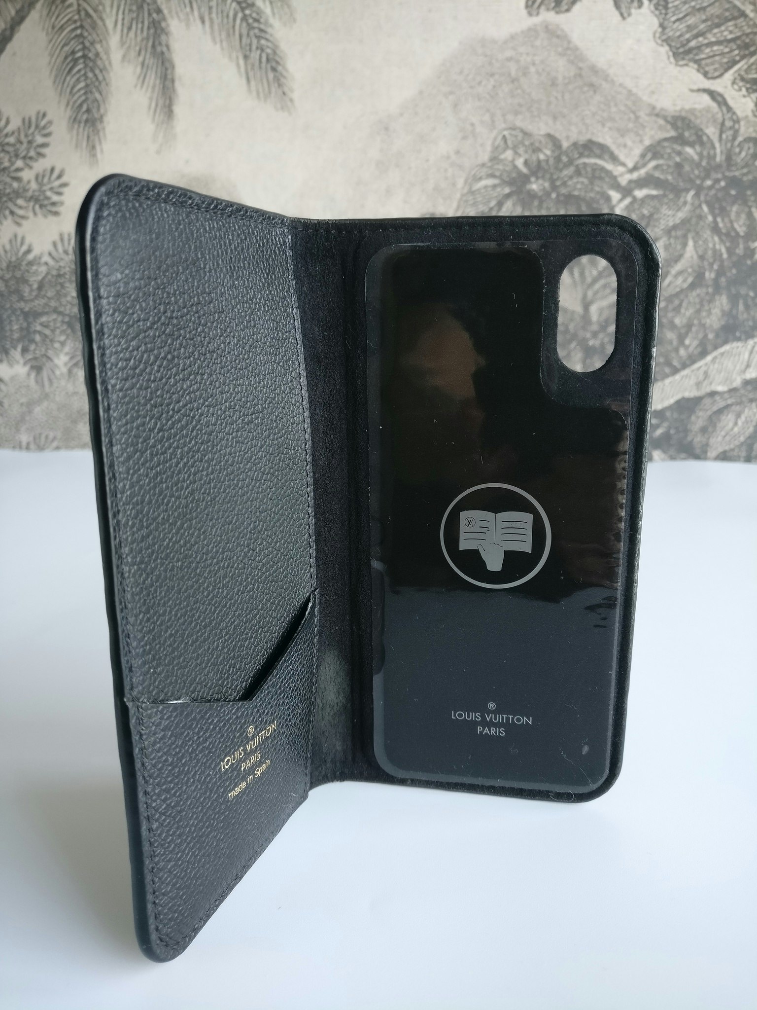 Louis Vuitton IPhone case