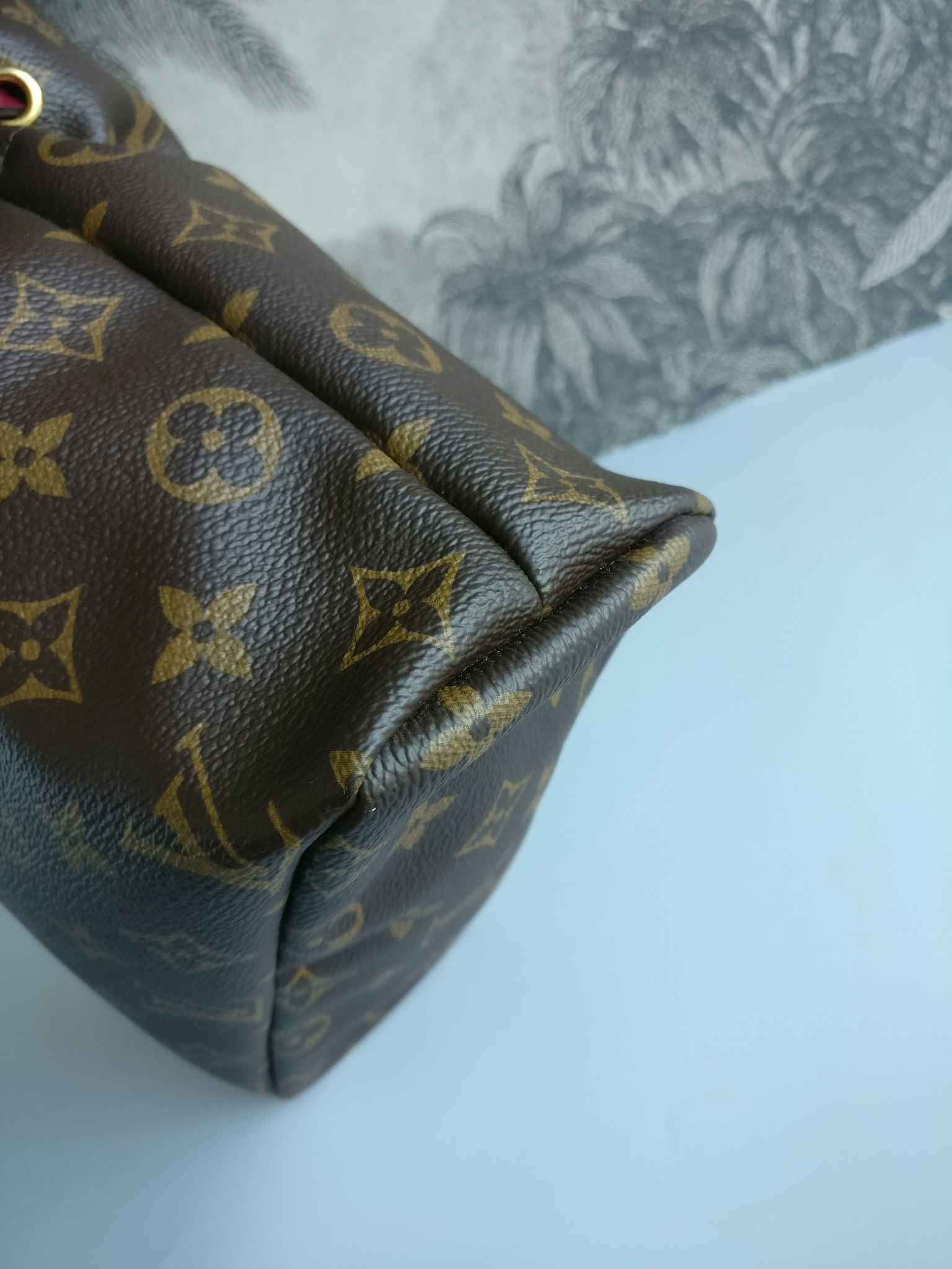 Louis Vuitton Noé Pouch