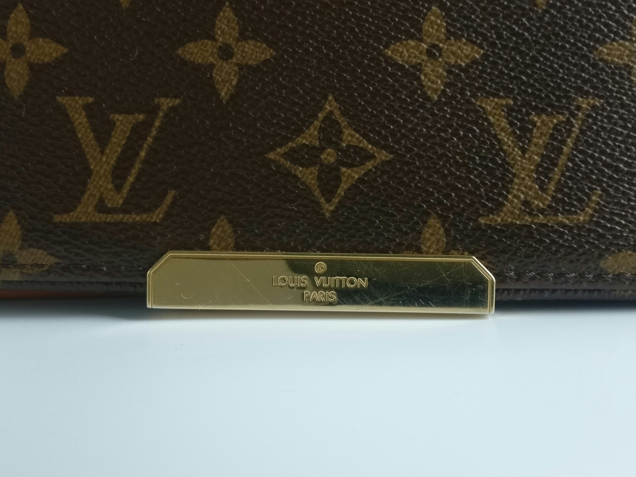 Louis Vuitton Valmy MM