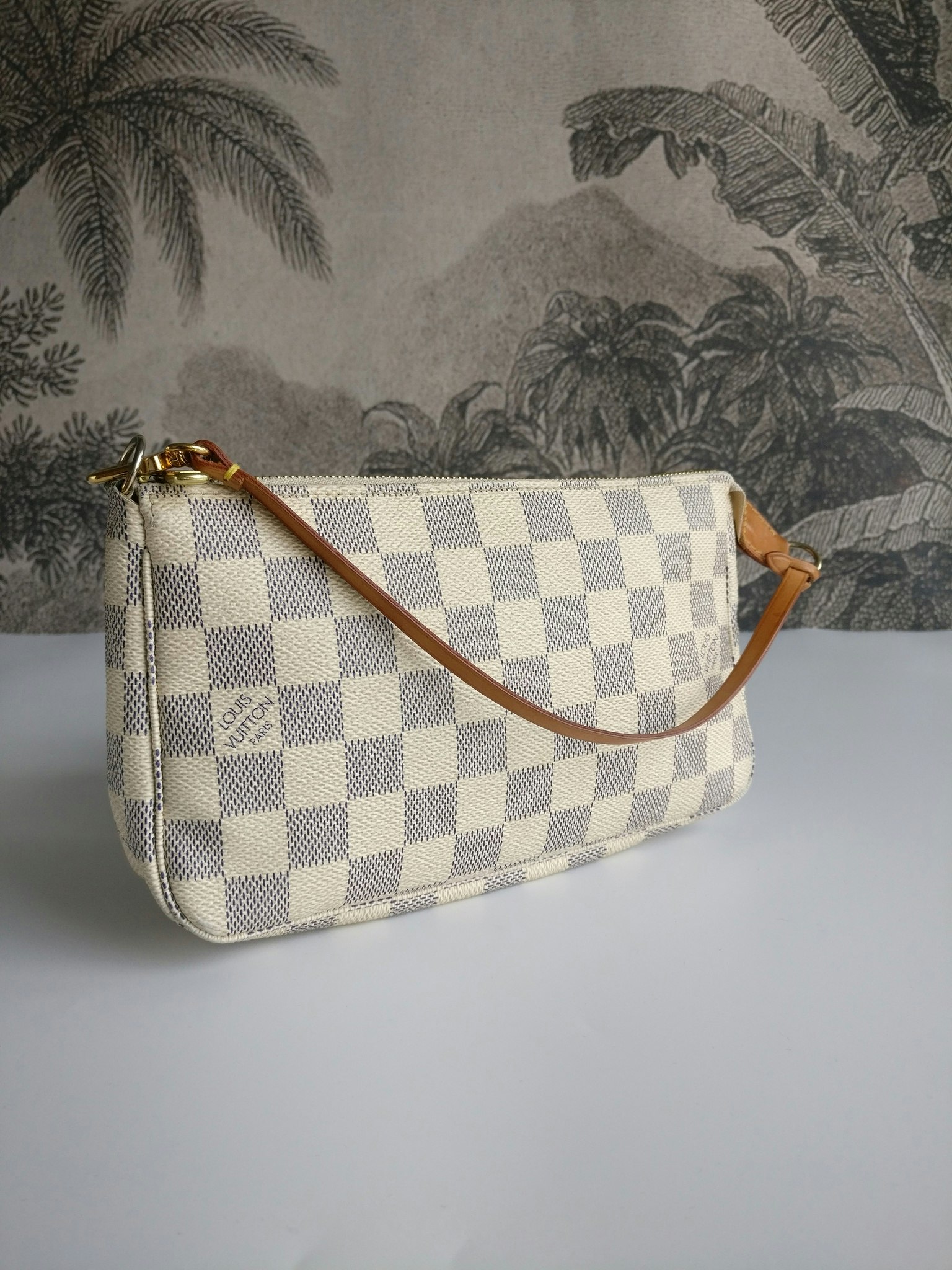Louis Vuitton Pochette Accessoires azur - Good or Bag