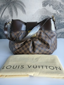 Louis Vuitton Sistina MM