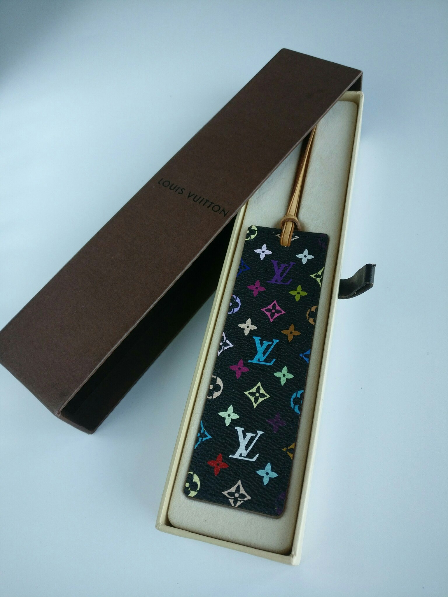 Louis Vuitton multicolore bookmark / bag charm