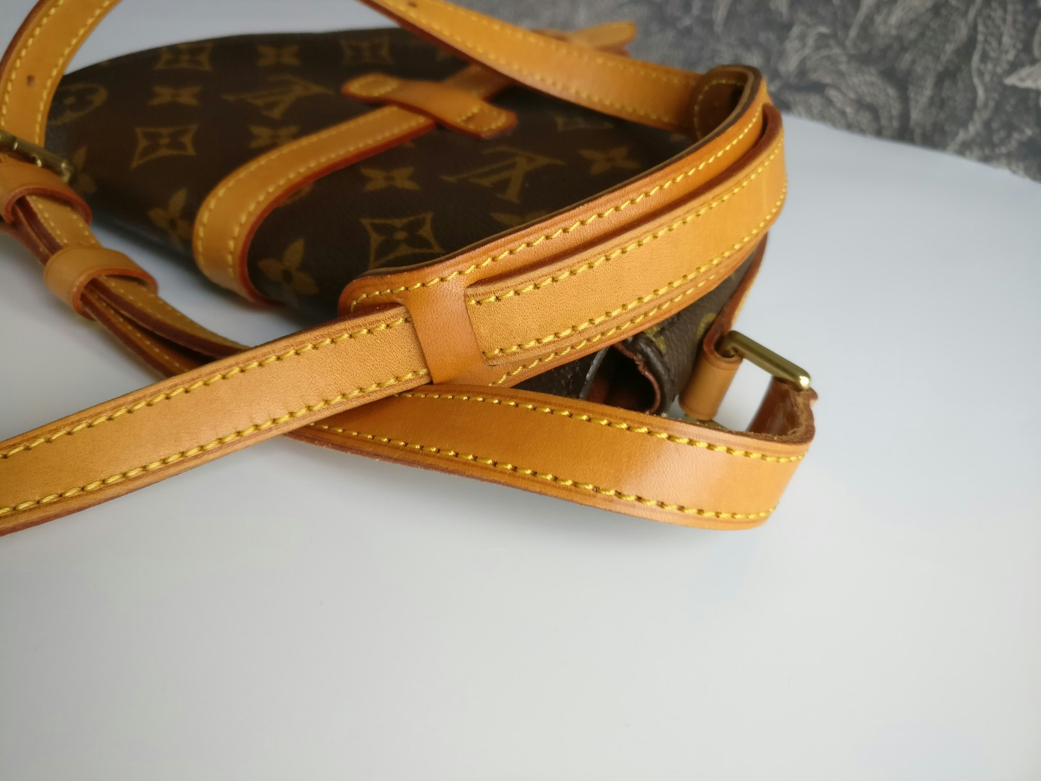 LOUIS VUITTON Monogram Canvas Chantilly PM Crossbody Bag CC442