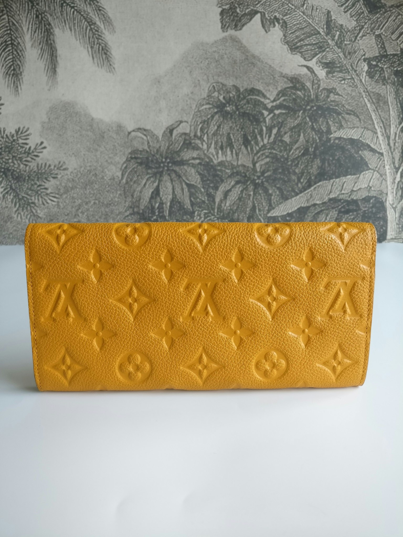 Louis Vuitton Empreinte Portefeuille Curieuse wallet