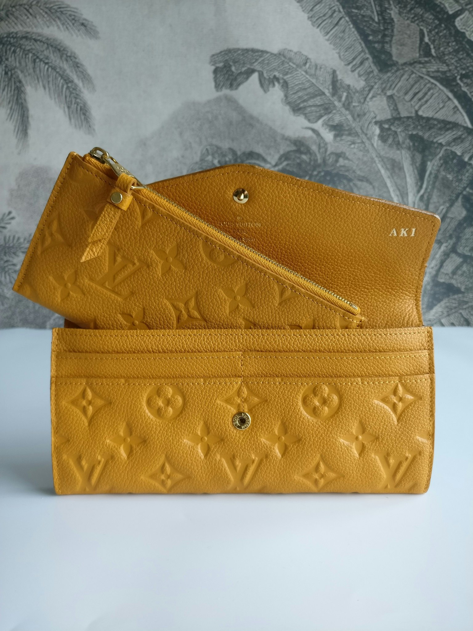 Louis Vuitton Empreinte Portefeuille Curieuse wallet - Good or Bag