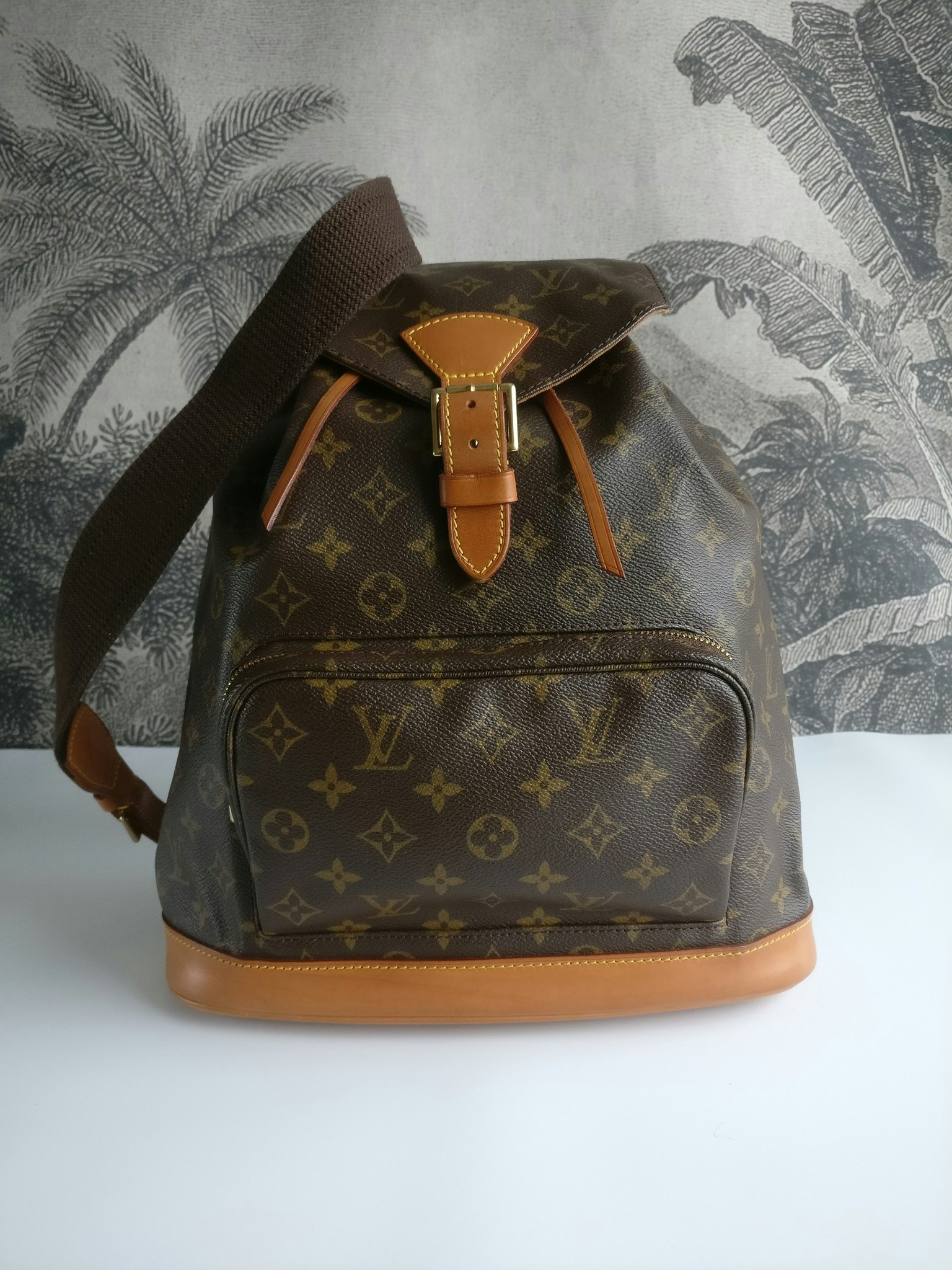 Louis Vuitton Mini Montsouris Backpack M51137 – Timeless Vintage Company