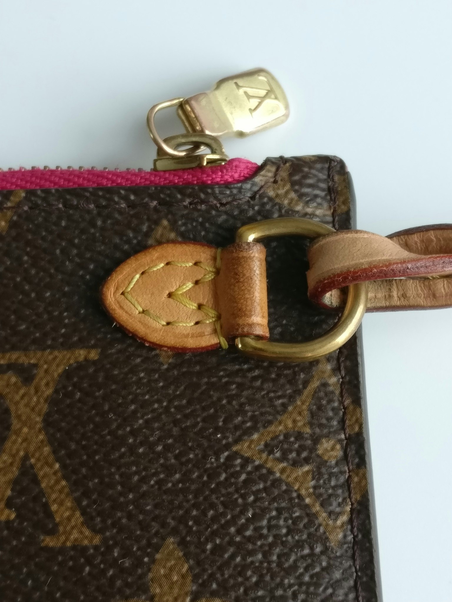 Neverfull MM pochette pivoine