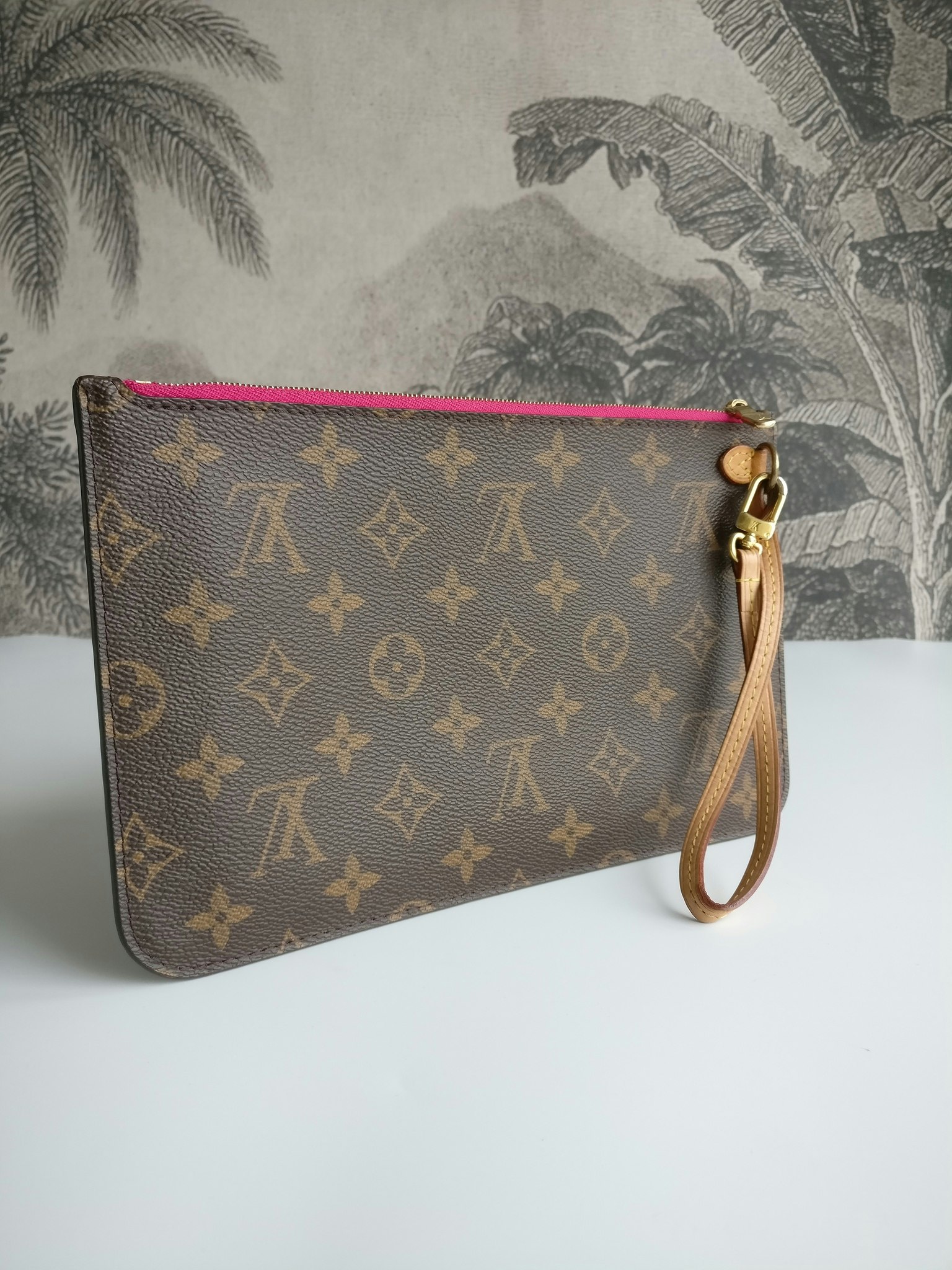 Neverfull MM pochette pivoine