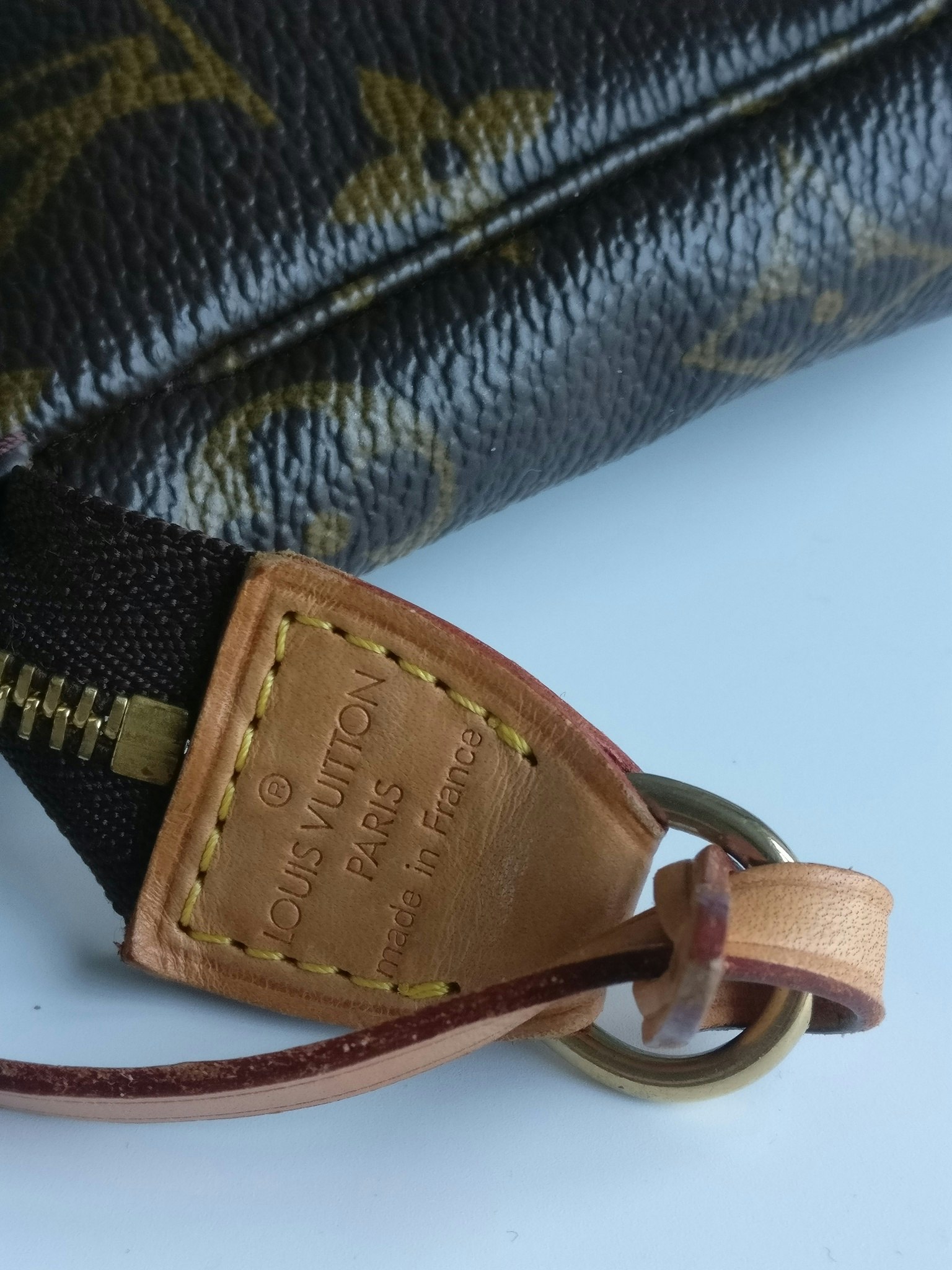 Louis Vuitton Pochette Accessoires