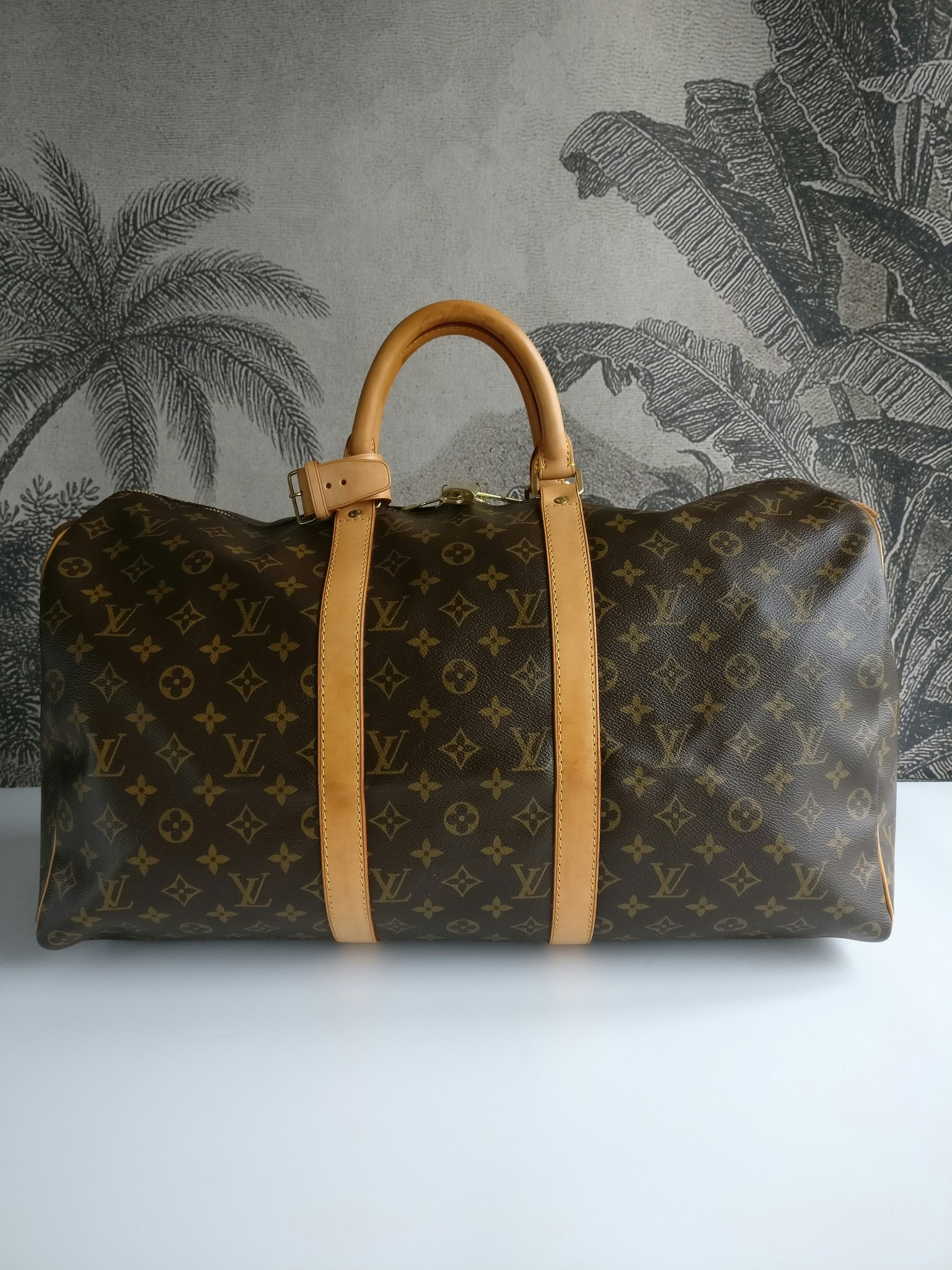 Louis Vuitton Takeoff Keepall 50 Duffle Bag Khaki. Available In Brand New  Condition. Made in France 🇫🇷 . $4500 𝐒𝐡𝐢𝐩𝐩𝐞𝐝 𝐒𝐚𝐥