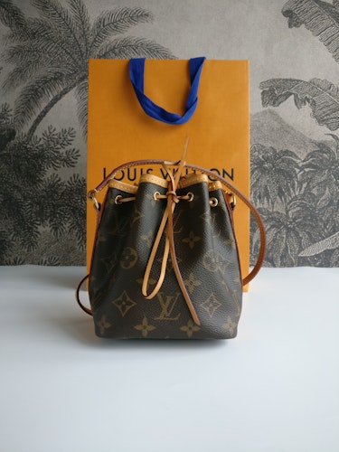 Louis Vuitton Sonatine Monogram – ＬＯＶＥＬＯＴＳＬＵＸＵＲＹ