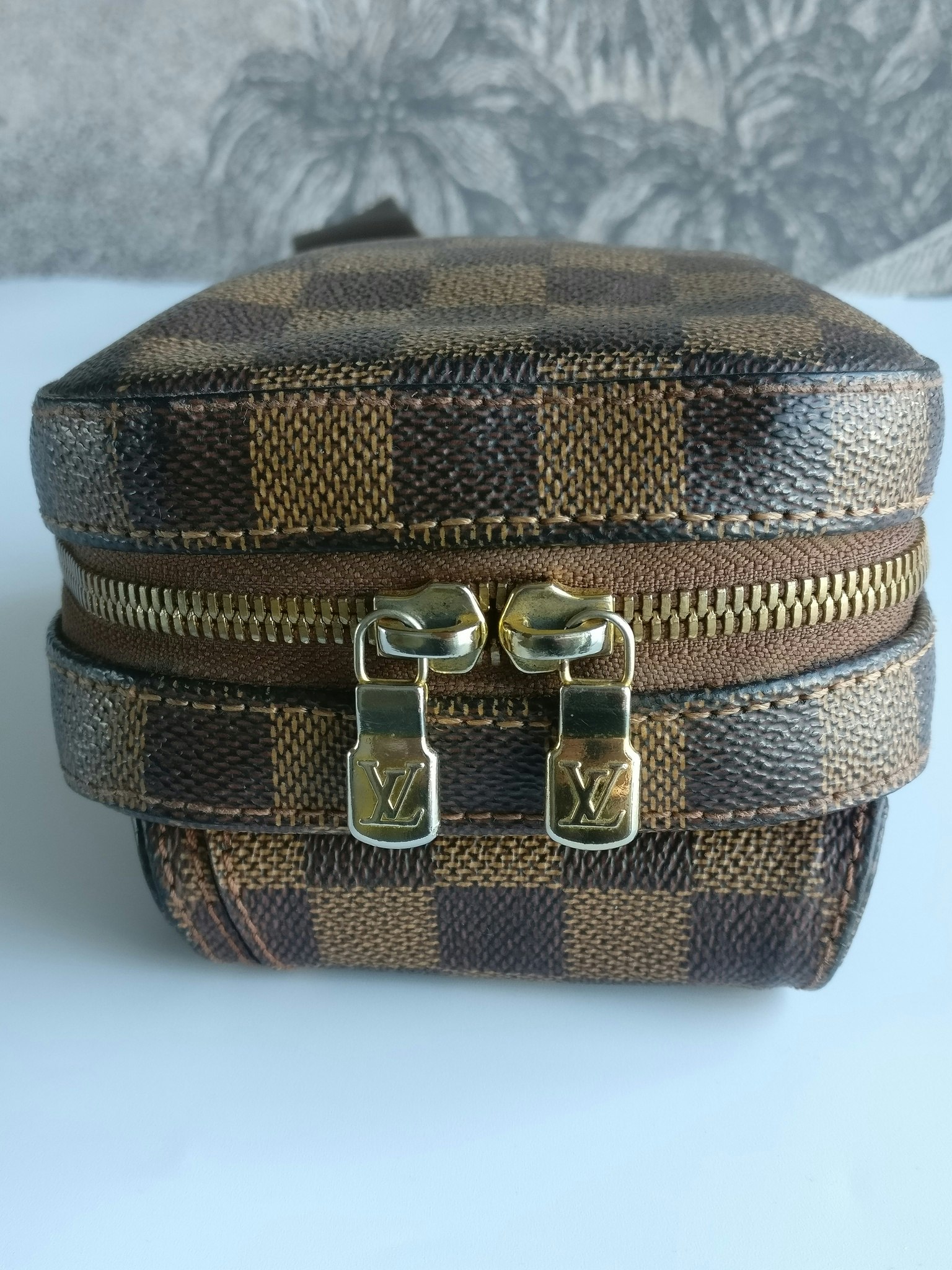 Louis Vuitton Geronimos sling bag