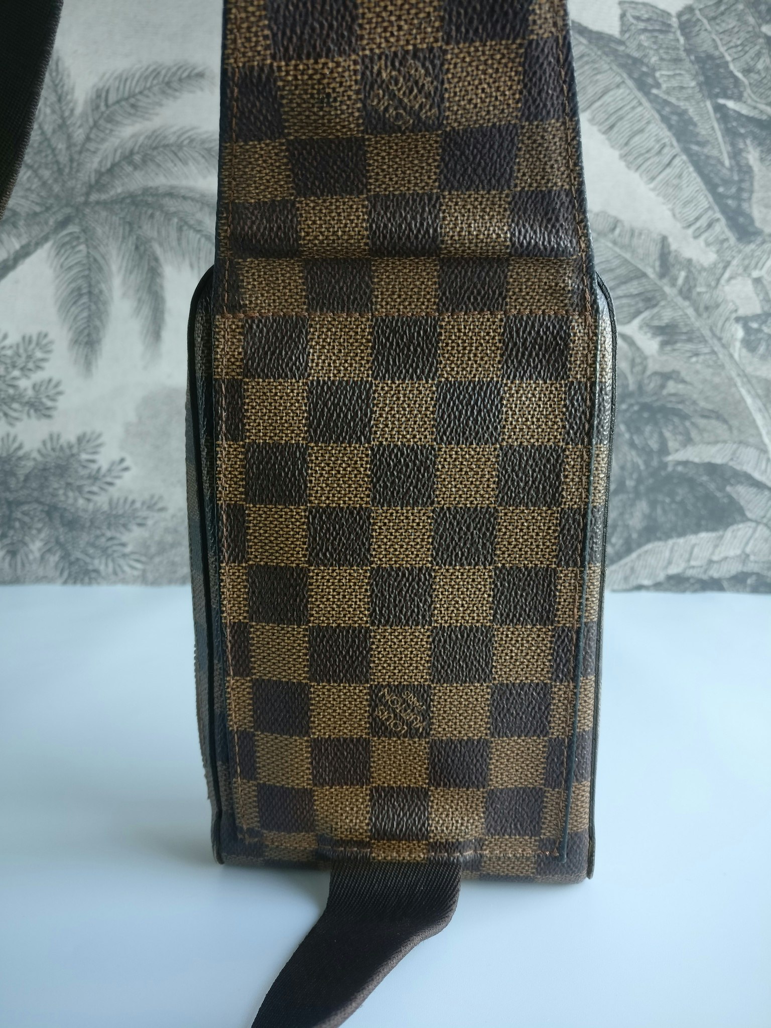 Louis Vuitton Geronimos sling bag