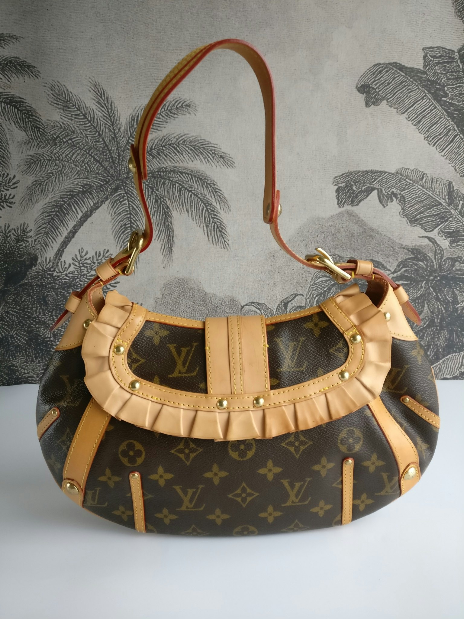 Louis Vuitton Leonor