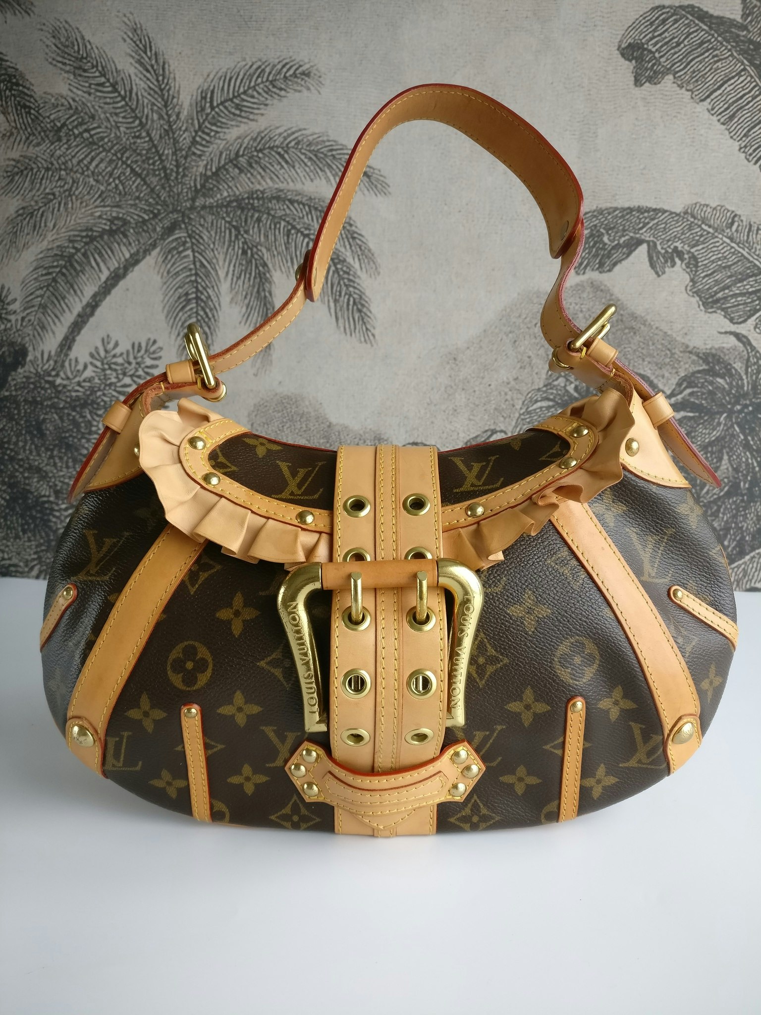 Louis Vuitton Leonor