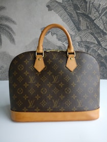 Louis Vuitton Alma PM