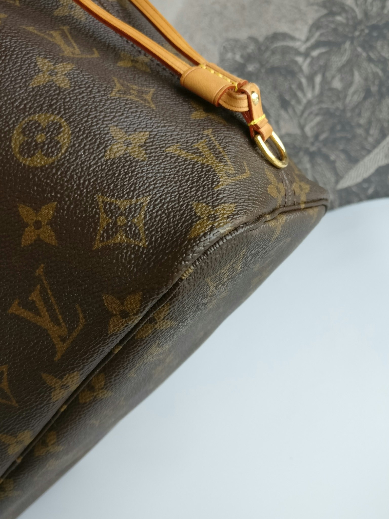 Louis Vuitton Neverfull PM – SFN