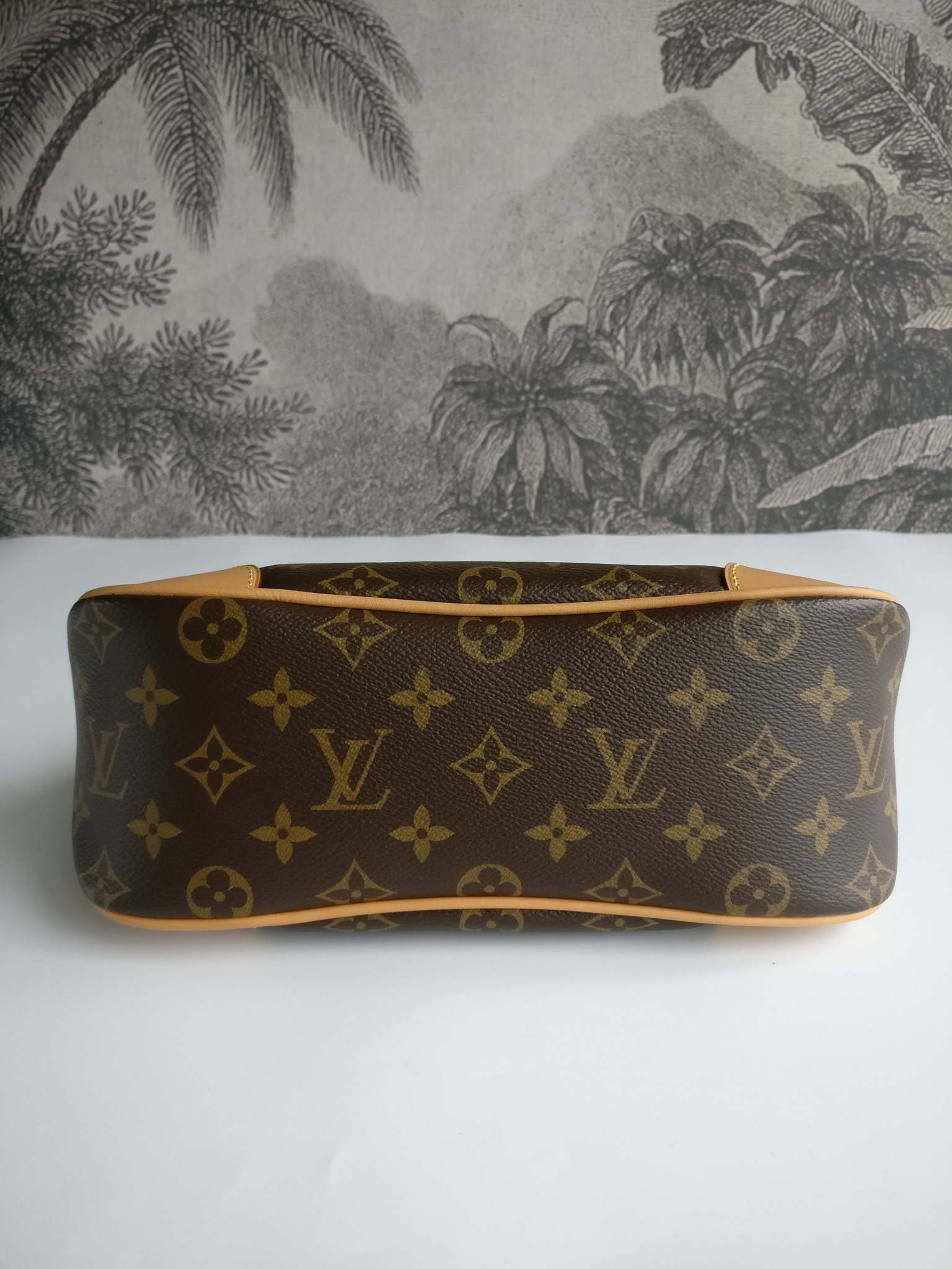 Louis Vuitton Boulogne Bag