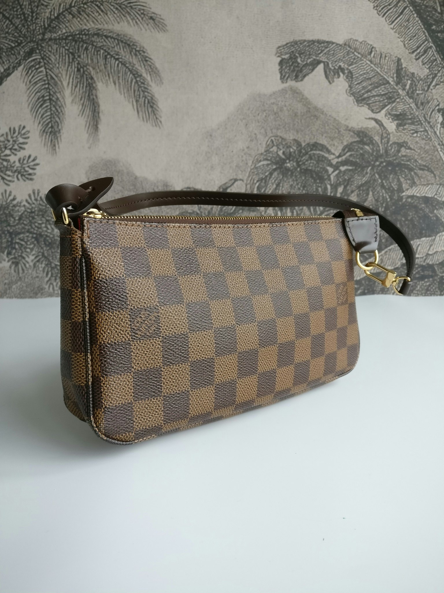 Louis Vuitton Pochette Accessoires damier ebene - Good or Bag