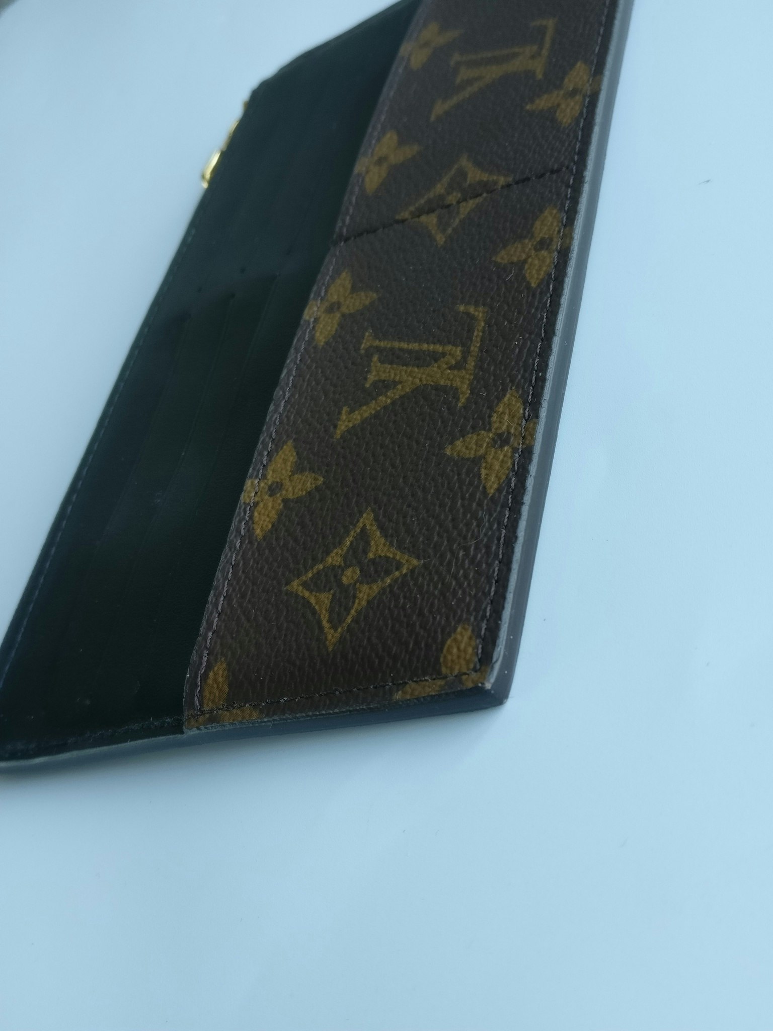 Louis Vuitton Slim Purse