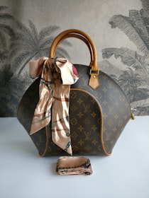 Louis Vuitton Ellipse MM