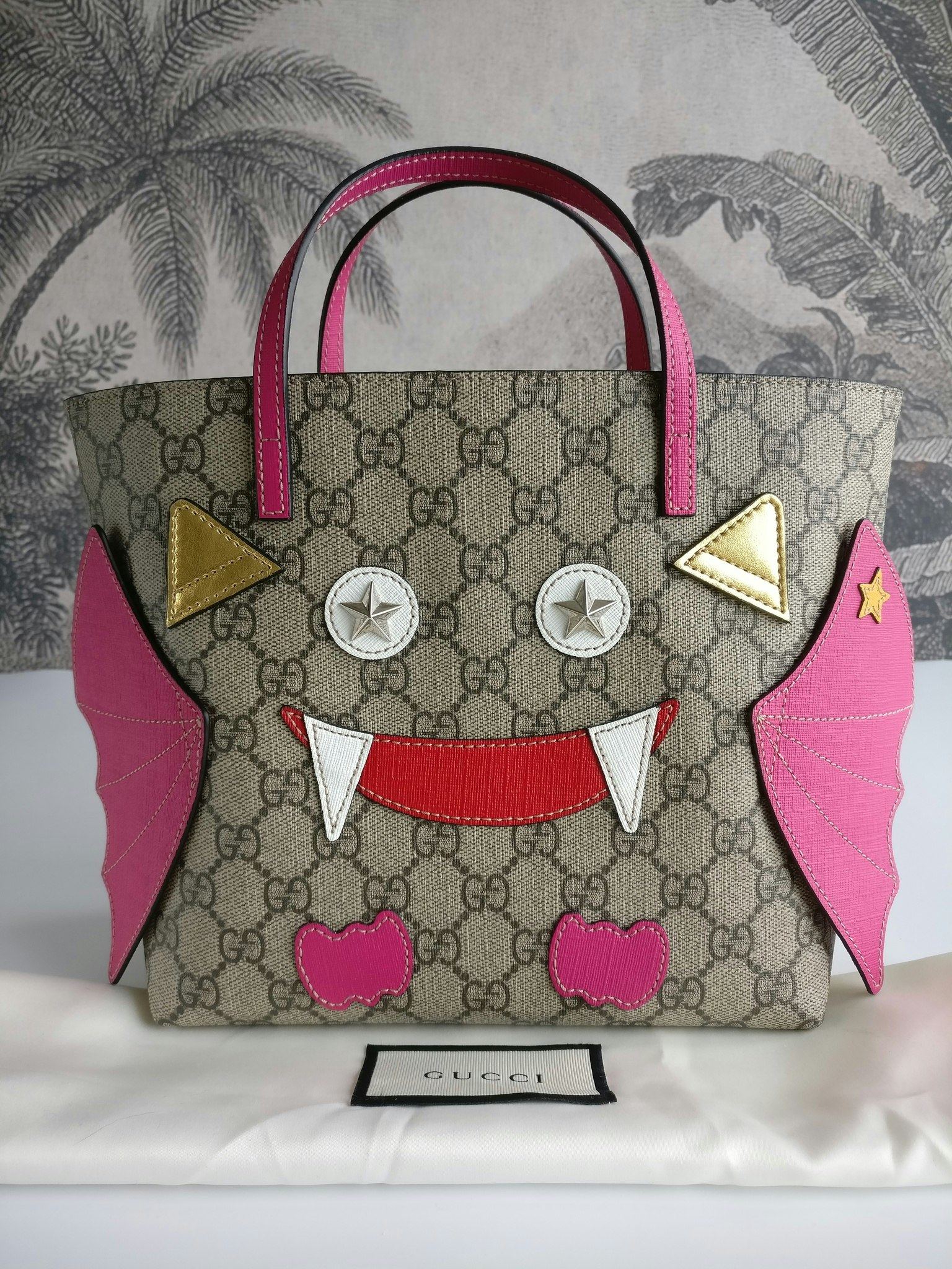 Gucci Bat Tote GG Supreme