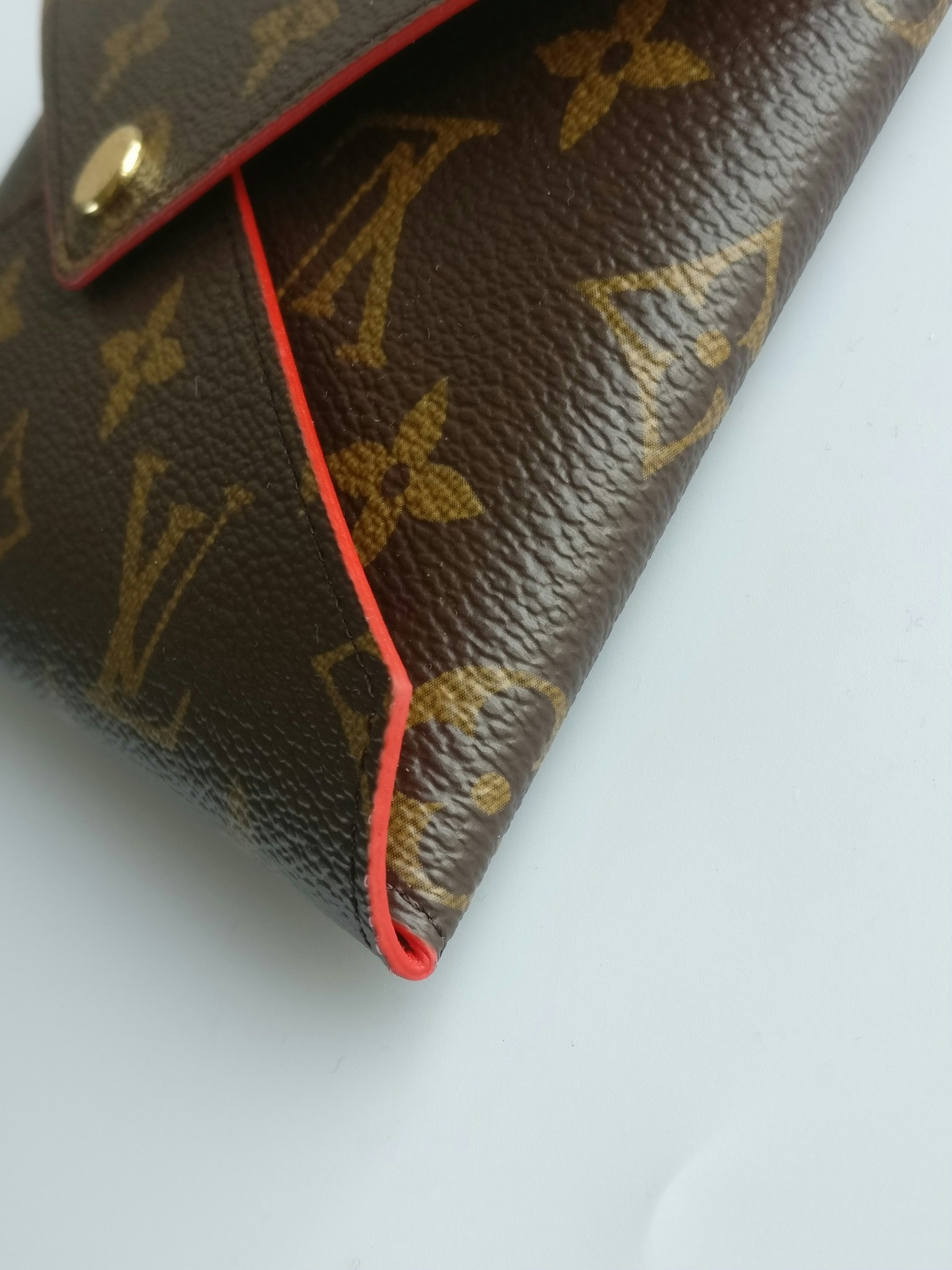 Louis Vuitton Kirigami M