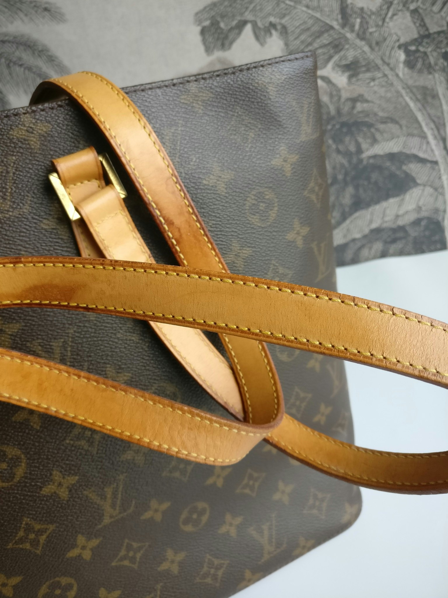 Louis Vuitton Luco shoulder bag