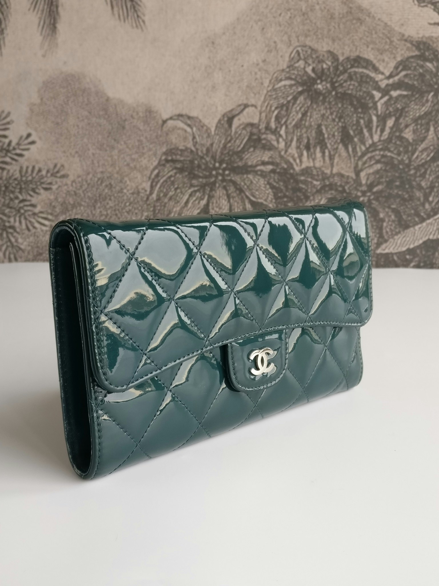 Chanel Classic Long Flap wallet - Good or Bag