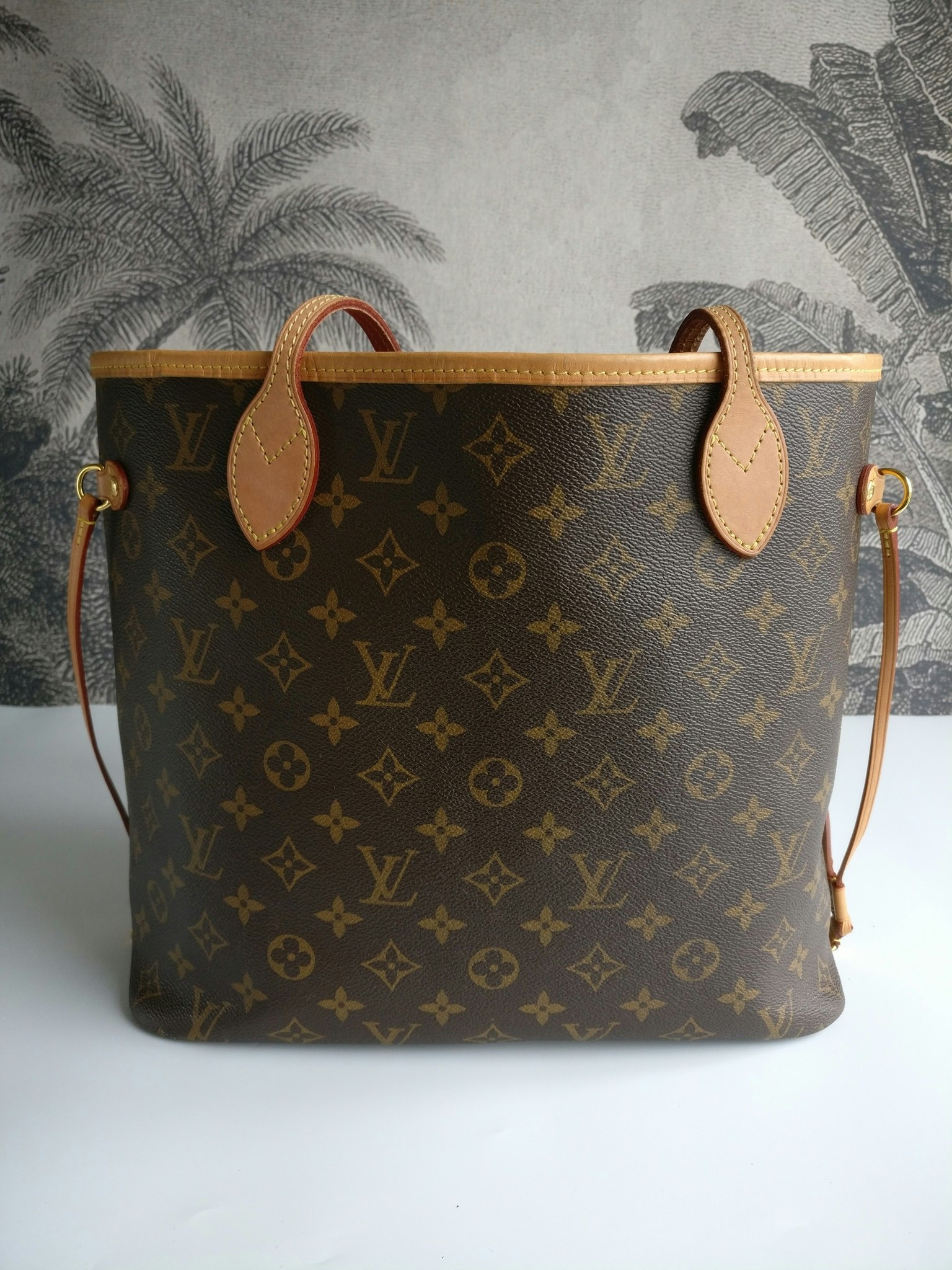 Louis Vuitton Neverfull MM