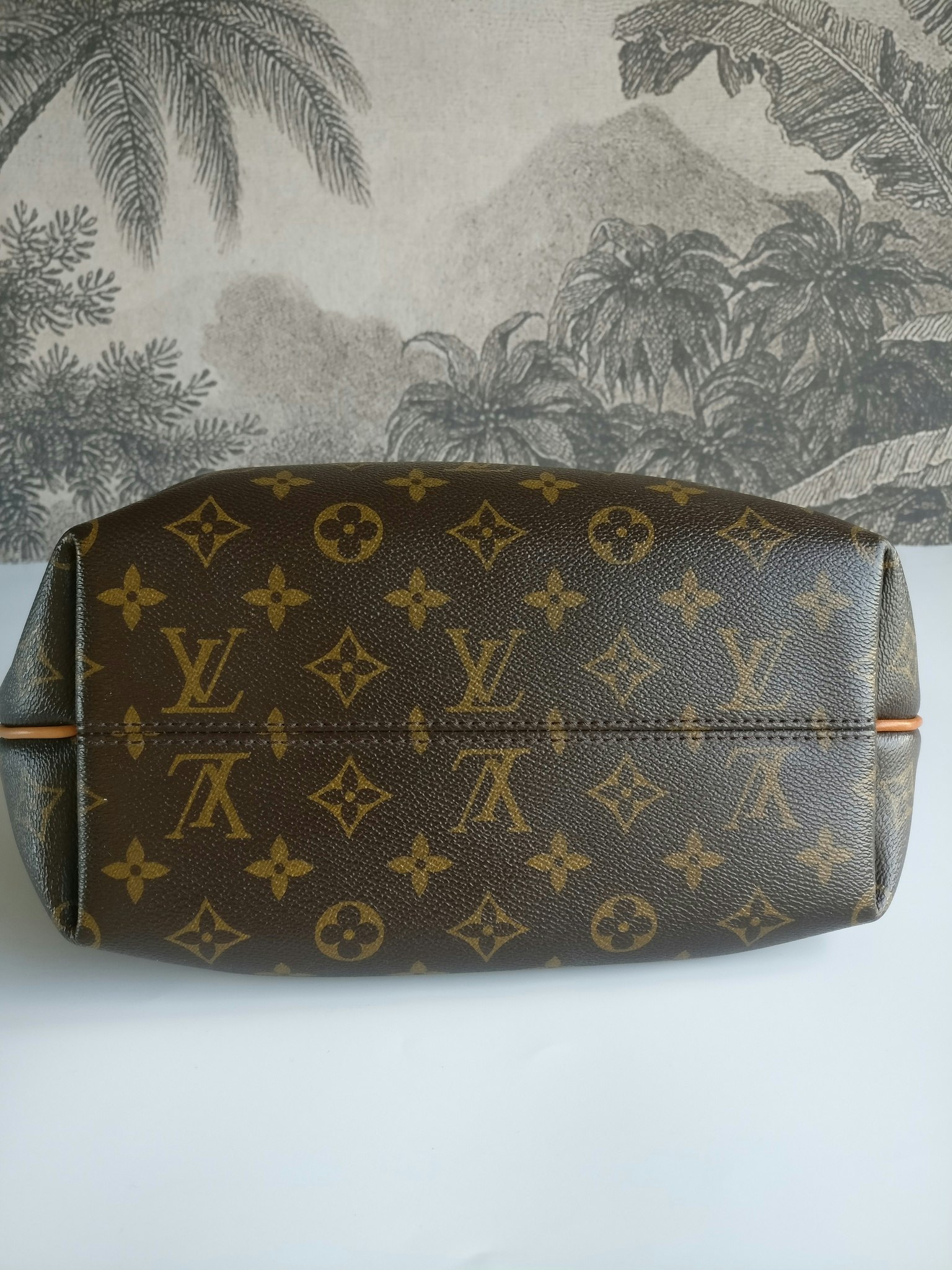 Louis Vuitton Turenne PM – yourvintagelvoe