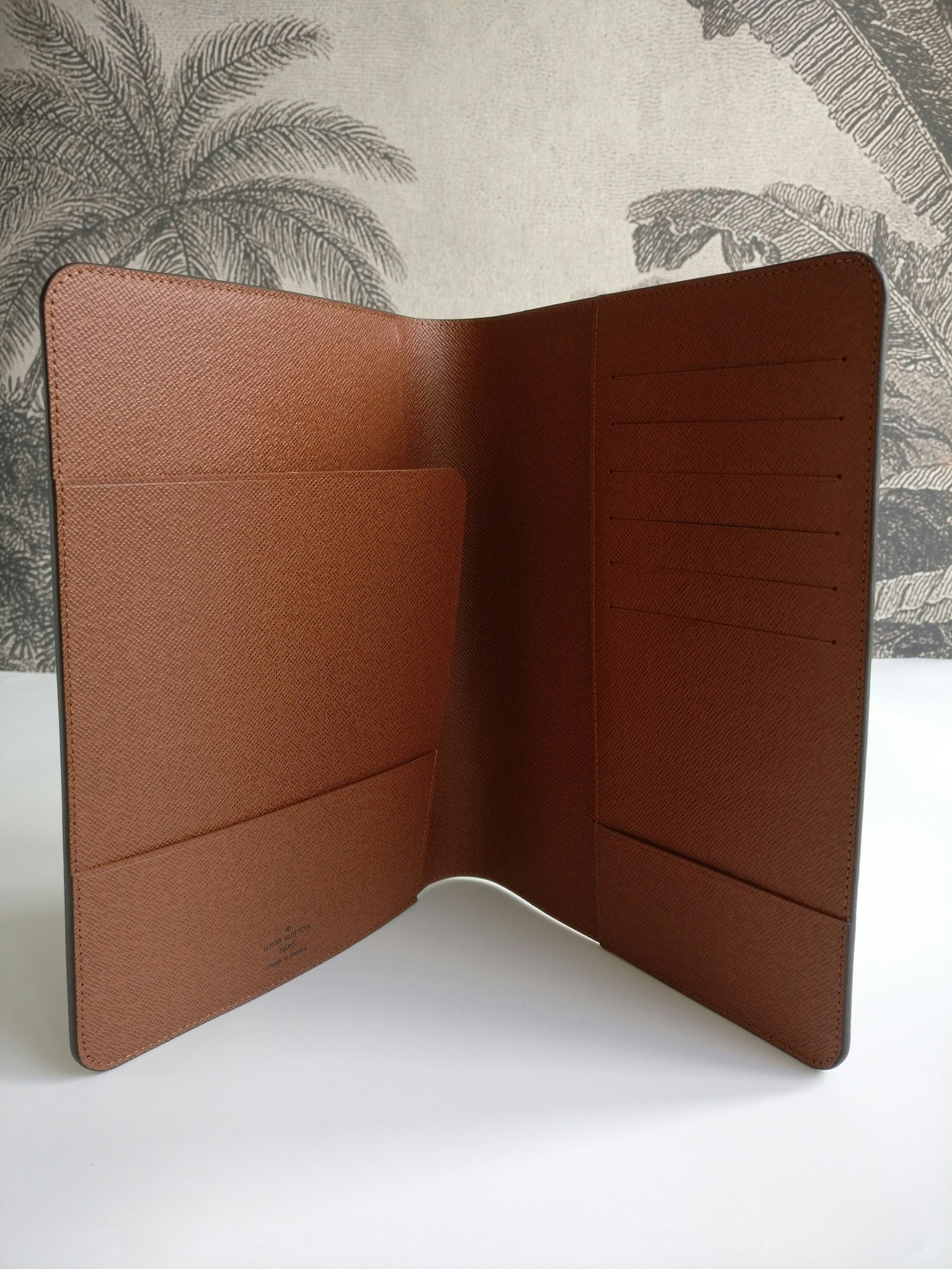 Shop Louis Vuitton MONOGRAM Desk Agenda Cover (R20100) by OceanofJade