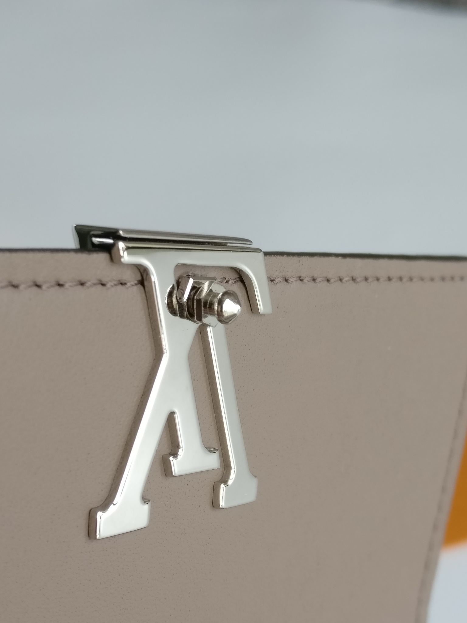 Louis Vuitton Capucines Compact Wallet magnolia