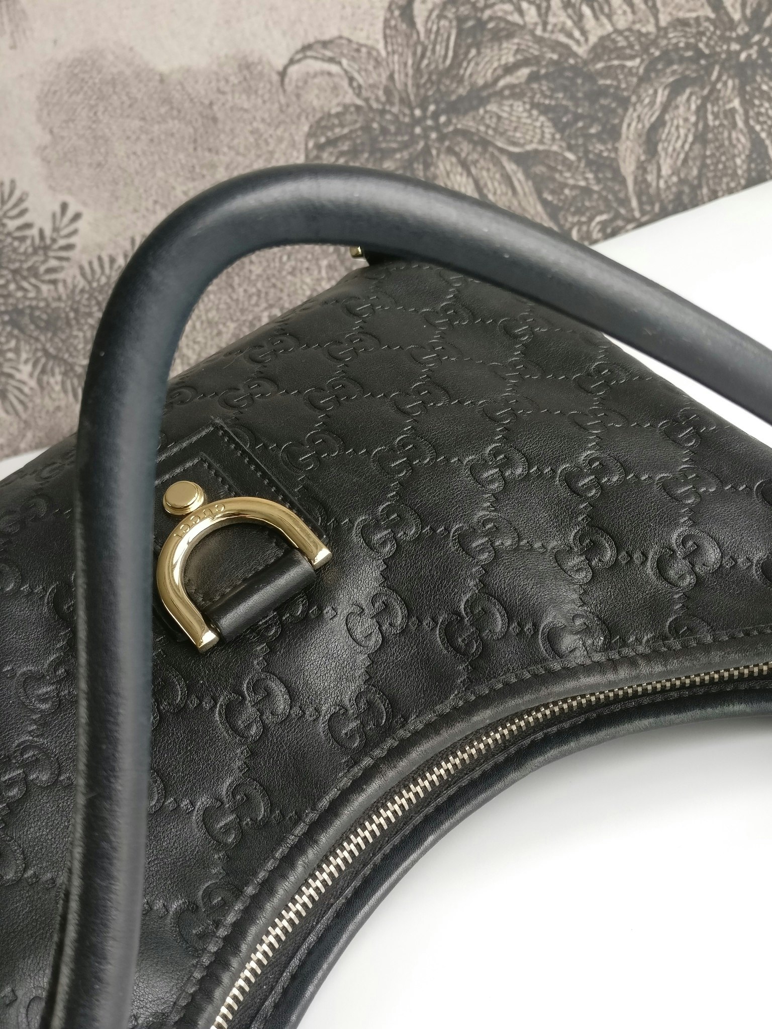 Gucci Guccissima Leather Abbey hobo